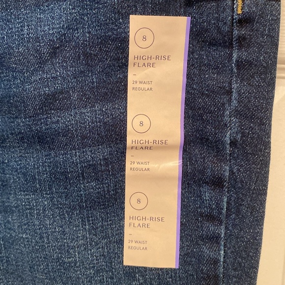 Brand New Universal Thread High-Rise Flare Jeans…size 8 - Picture 4 of 8